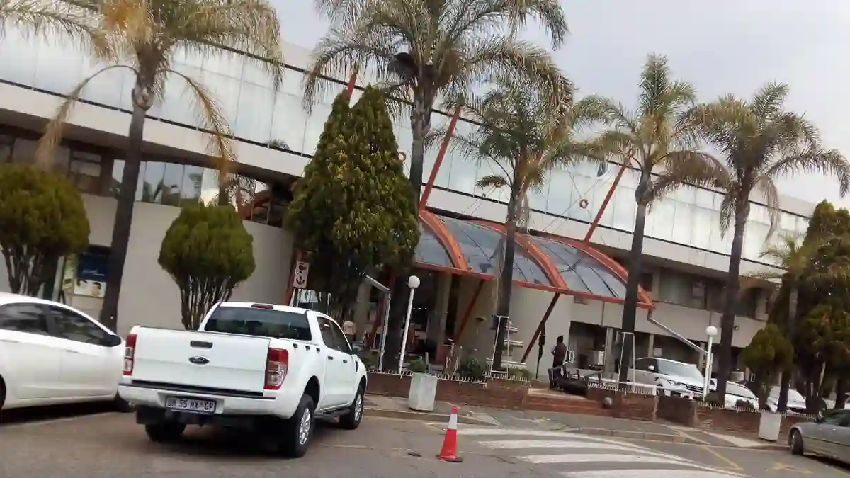 Directions and Parking at Netcare Park Lane Hospital