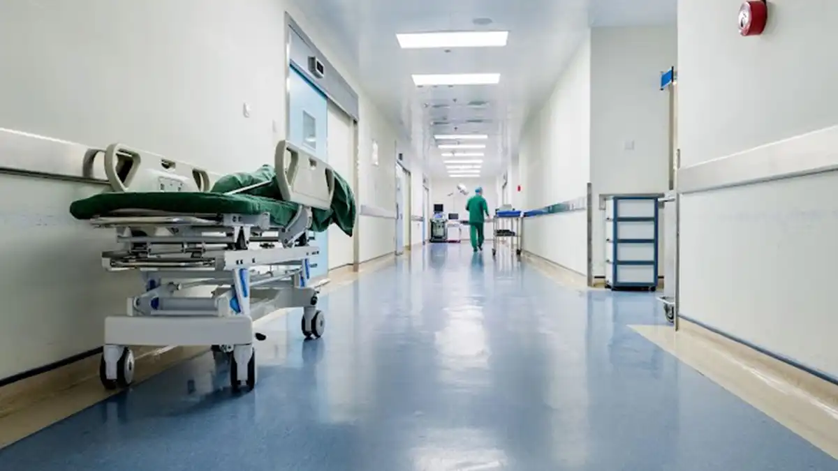 Hospital Visitor Policies at Phekolong Hospital